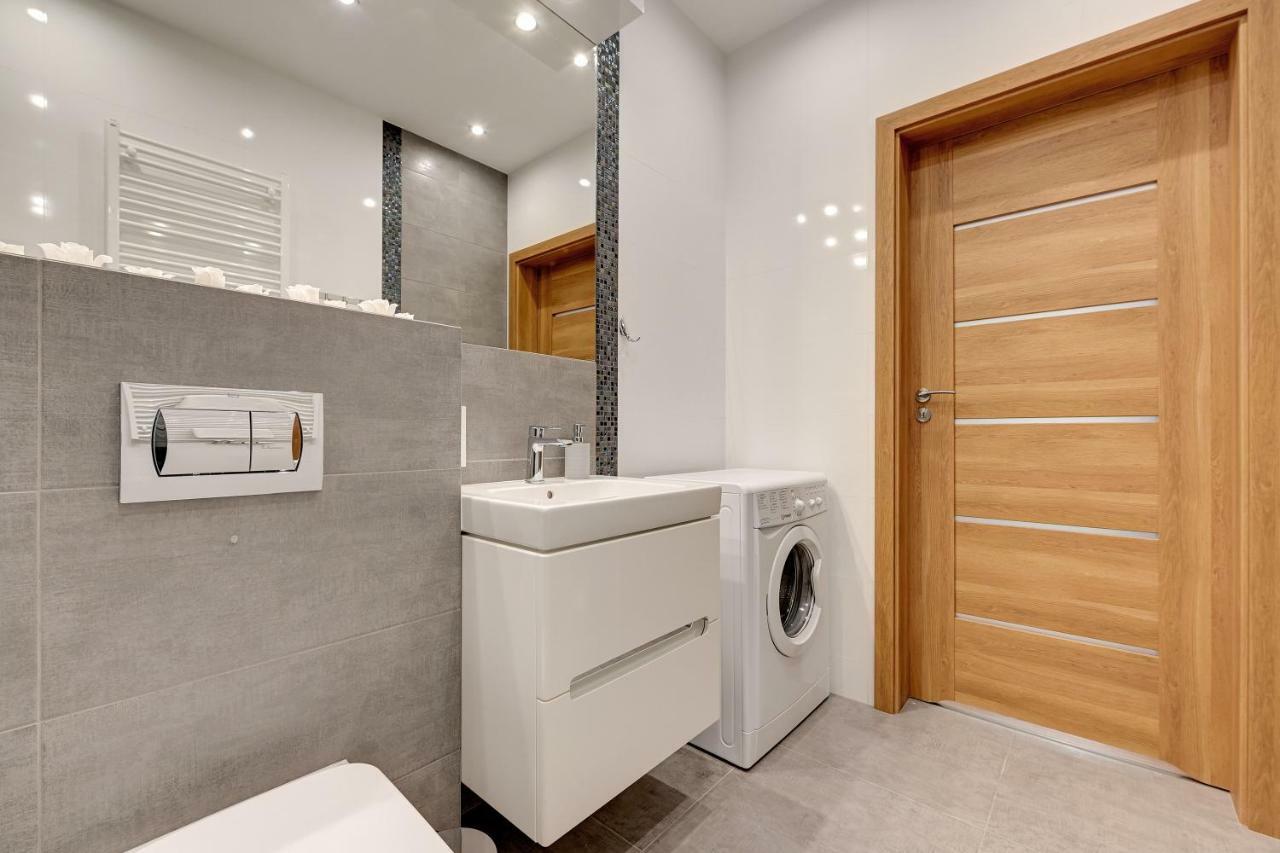 גדנסק Wave Apartments Nowa Grobla Old Town מראה חיצוני תמונה